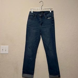 Judy Blues frayed straight leg size 9/29. Great condition.